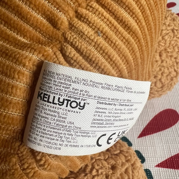 Kellytoy Bum Bumz Cooper the Cupcake Bean Bag Plush Russ - Picture 3 of 5